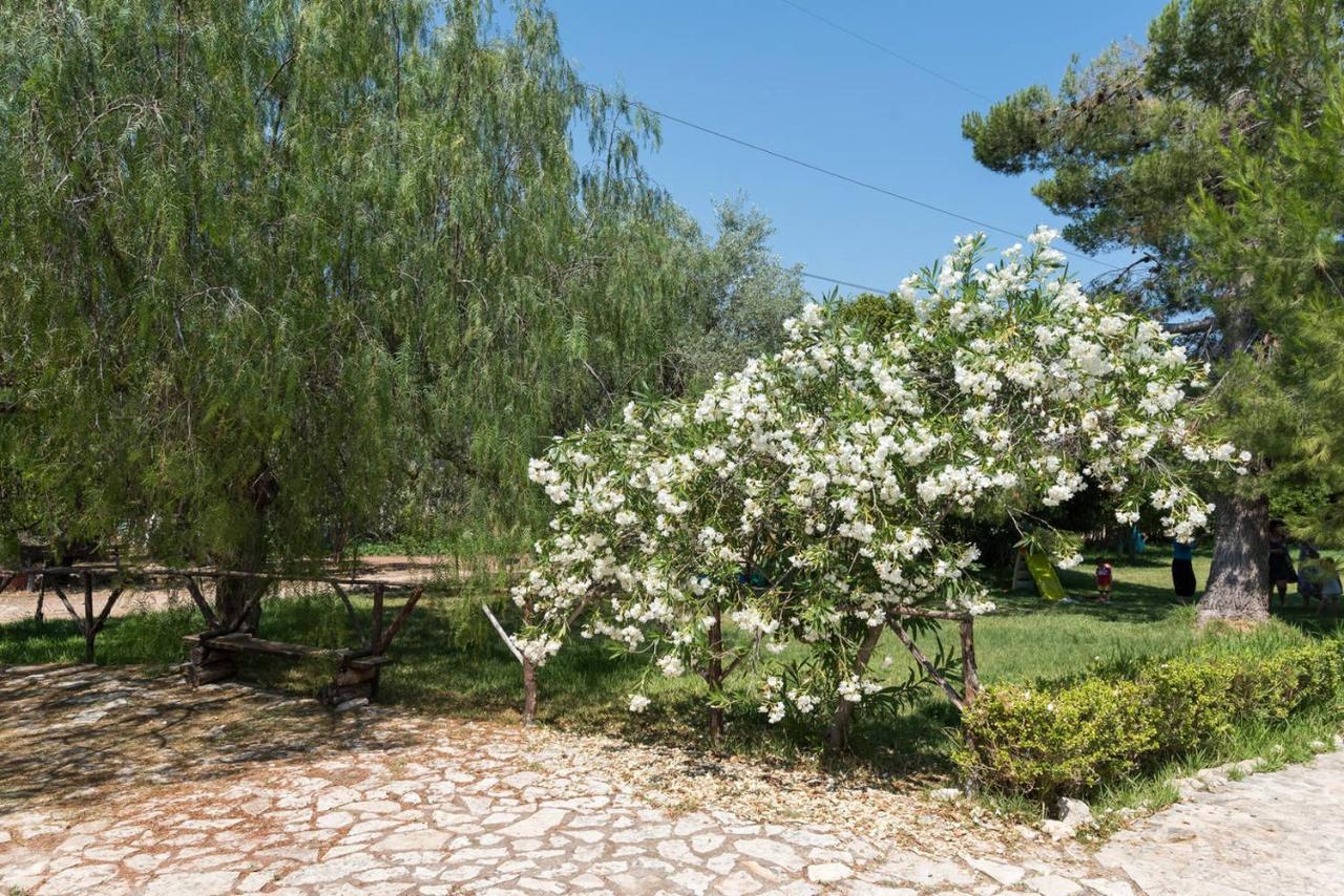 Agriturismo Terra Di Pace Noto Luaran gambar