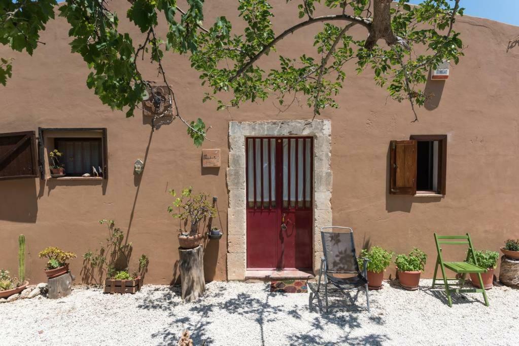 Agriturismo Terra Di Pace Noto Luaran gambar